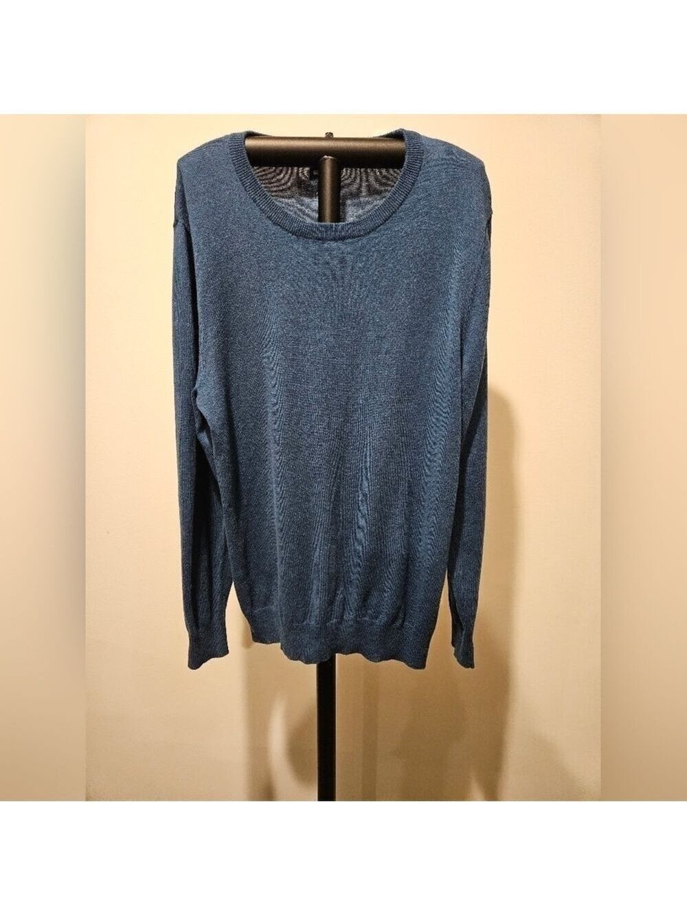 OLD NAVY MEN'S BLUE PULLOVER KNIT LONG SLEEVED SWEATER SIZE MEDIUM